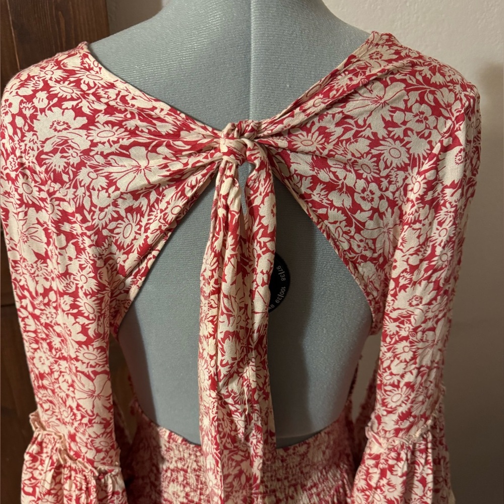 FREE PEOPLE Kristall Mini Floral Dress in Raspberry - Picture 11 of 12